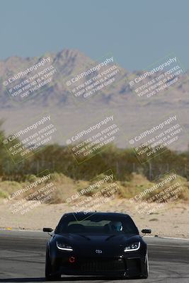 media/Oct-24-2025-Doghouse Garage (Fri) [[783d2ff07a]]/3-Intermediate/Session 2 (Turn 10)/